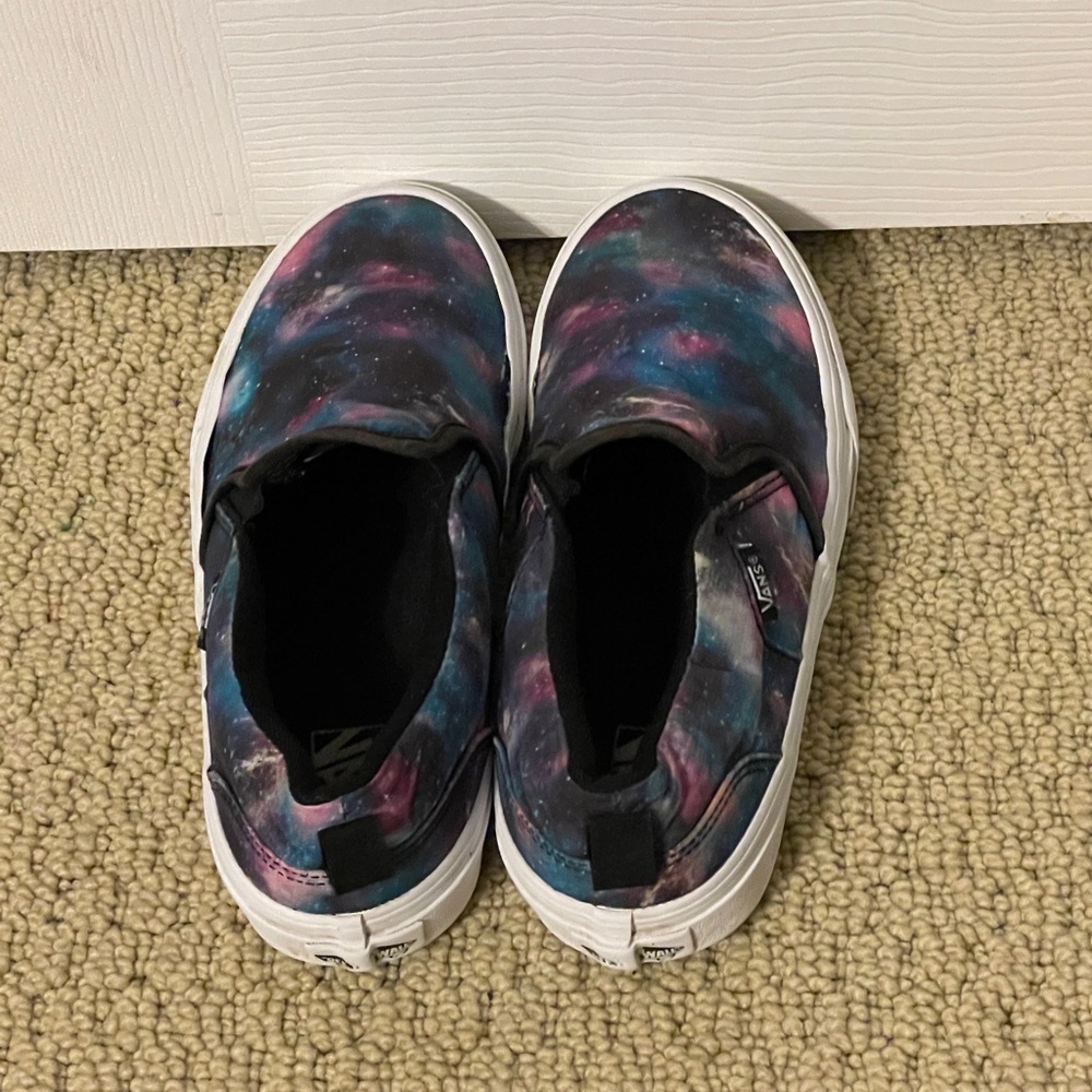 Vans SlipOns 35